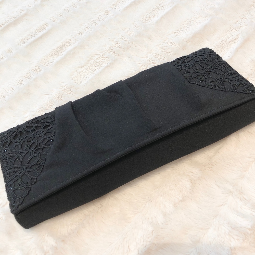 Stuart Weitzman Evening Midnitelace Clutch